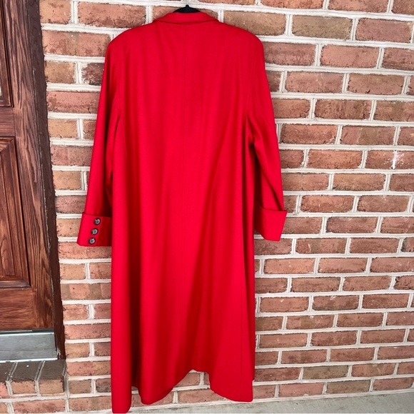 Harve Benard ladies long red dress coat. Size 16 - Picture 3 of 15